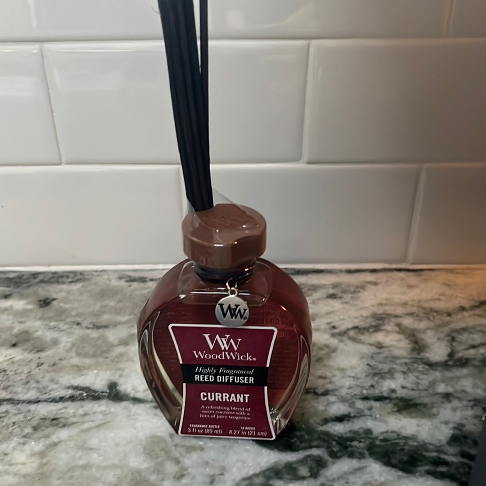 NWT WoodWick Reed Diffuser Red Currant-SOLD OUT - Picture 2 of 5